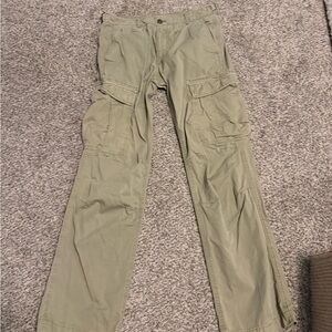 GAP Men's Olive Cargo Pants